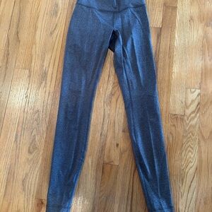 Lululemon graphite heathered wunder under leggings size 4 like new condition
